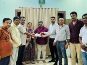उप मुख्यमंत्री एवं कवर्धा विधायक श्री विजय शर्मा की संवेदनशील पहल से आगजनी पीड़ित होटल संचालक को मिली आर्थिक सहायता